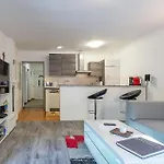 Апартаменты Gorgeous Apartment In Pula With Wifi *